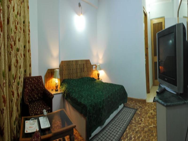 Hotel Satkar Residency - Riverside Old Manali Manāli Exterior foto
