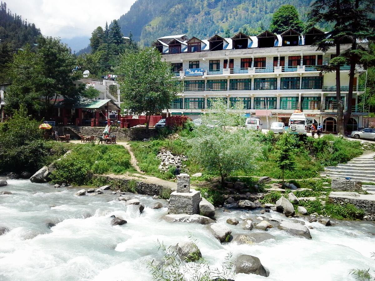 Hotel Satkar Residency - Riverside Old Manali Manāli Exterior foto