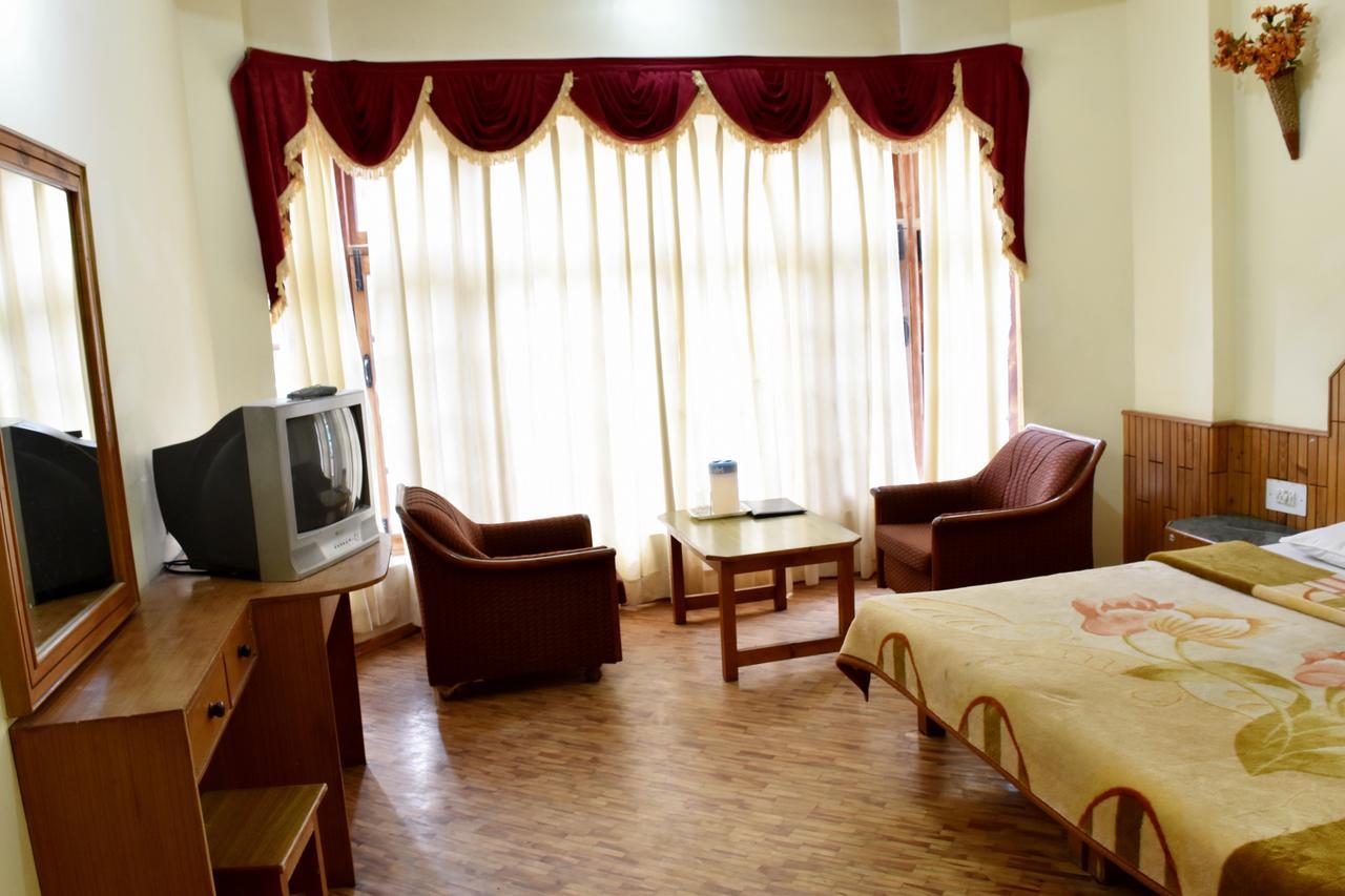 Hotel Satkar Residency - Riverside Old Manali Manāli Exterior foto