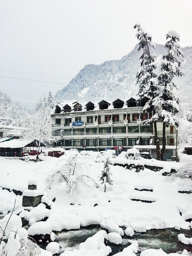 Hotel Satkar Residency - Riverside Old Manali Manāli Exterior foto